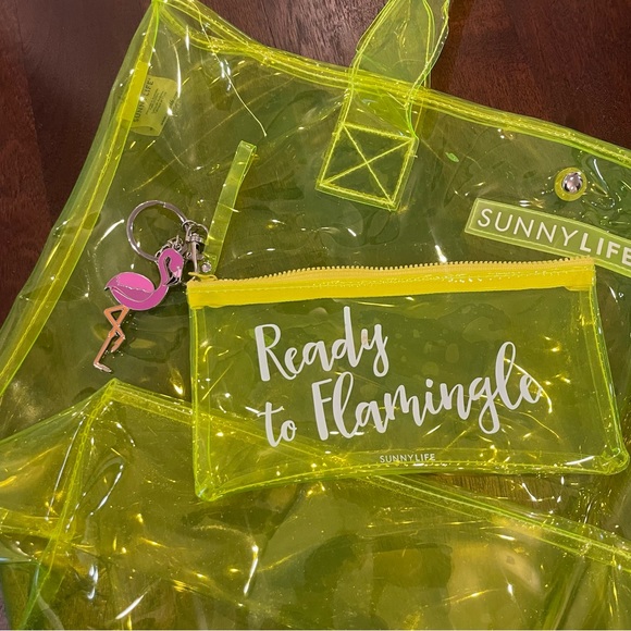 Neon Yellow Transparent Beach tote from SunnyLife - Picture 6 of 6